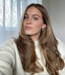 Vicki Charron (charron2262)