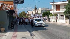 Jul 14, 2021 · σήμερα που είναι η γιορτή του πατέρα, η μικρή του κόρη αλεξάνδρα κωστοπούλου δημοσίευσε μια φωτογραφία με τον μπαμπά και τα αδέρφια της, ενώ στη συνέχεια δημοσίευσε ένα οικογενειακό στιγμιότυπο και ο πέτρος. Jfhvhti 0 Q4sm