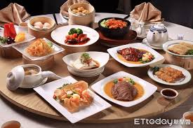The capitol kempinski hotel singapore附近的餐厅. Y9i3fegpfbaom