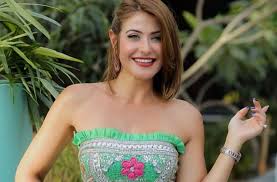 • لقاء الفنانه هيدي كرم قبل حفل تسليم جوائز dear guest 2019. Ø¨Ø§Ù„Ø£Ø®Ø¶Ø± Ù‡ÙŠØ¯ÙŠ ÙƒØ±Ù… ØªØ¨Ø±Ø² Ø¬Ù…Ø§Ù„Ù‡Ø§ ÙÙŠ Ø£Ø­Ø¯Ø« Ø¬Ù„Ø³Ø© ØªØµÙˆÙŠØ± Ø§Ù„Ø§Ù†Ø·Ù„Ø§Ù‚Ø© Ù†ÙŠÙˆØ²