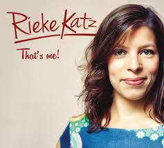 Heute erscheint mein neues Album "That's me!". Ich freu mich total, dass es  ab heute überall erhältlich ist. Hört mal rein und sichert Euch am besten  gleich ein Album. Danke an die