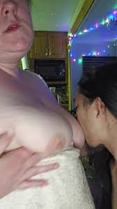 Yetişkin emzirme ve parmaklama ile BettyBoomm, BettyBoomm