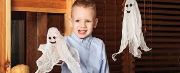 Party deko in schwarz und silbern. Halloween Deko Fur Zuhause Zuhause Bei Sam