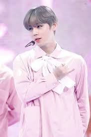 10 Male Kpop Idols Who Proved That Real Men Wear Pink The Kimchi Edit Kpop Idol Idol Pink Park