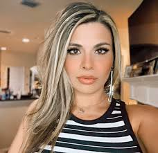 Ashley Urban (@ashleyurban13) • Instagram photos and videos