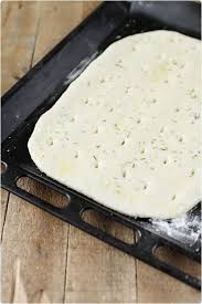 Focaccia Au Romarin Et A La Fleur De Sel Chefnini Recette Focaccia Recettes De Cuisine Idee Recette