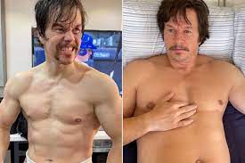 Welcome to mark wahlberg airstream & rv. Mark Wahlberg Shows Off 20 Lb Weight Gain In 3 Weeks People Com