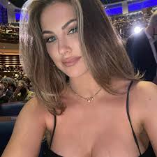 Katherine Webb-McCarron (@_katherinewebb) • Instagram photos and videos