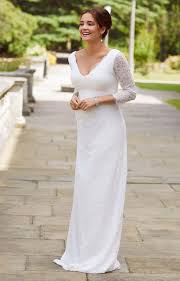 Hat martina big ein geheimnis?die ehemalige stewardess aus der eifel wurde vor jahren von dem wunsch beseelt, afrikanerin zu werden. Chloe Lace Maternity Wedding Gown Ivory Maternity Wedding Dresses Evening Wear And Party Clothes By Tiffany Rose Us