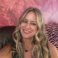 Patricia Wilcox's Instagram, Twitter & Facebook