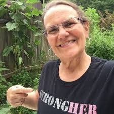 Marilyn Pierce's Instagram, Twitter & Facebook