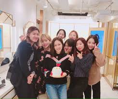 This will be her first return to jtbc in three years following the drama pretty noona who buys me food (also known as something in the rain ), they said in a statement. Son Ye Jin ì†ì˜ˆì§„ Vietnam Fanpage Photos Facebook