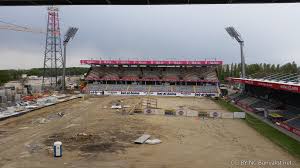 Auf dieser ressortseite berichten wir über aktuelle ereignisse aus dem wiener fußballclub, sowie über neuzugänge, trainer und den. Das Neue Stadion Der Austria Wachst Schnell Eine Bildreportage Bonvalot Net