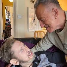 Bruce Springsteen surprises Shane MacGowan with home visit ahead of his  Dublin concerts