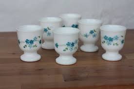 French Arcopal Egg Holders Pattern Veronica Blue Forget Me Not Milk Glass 1970 French Vintage Antique Egg Holders Retro Kitchenalia Coquetier Marius Et Jeannette Cuisines Retro