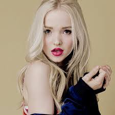 Leila Mccormack's Instagram, Twitter & Facebook