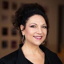 Life Lessons in Success: Wisdom to Win the Game of Life: Dobransky, Angie,  Liang, Grace, Paxia, Jeannette, Hermanson, Hanna, Shea, Melissa, Young,  Carole B, Hochart, Cindy, Ruth, Samantha, Burton, Amy, Canfield, Jack: