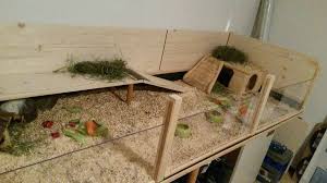 Einen vergleich der besten freilaufgehege für meerschweinchen findest du hier: Animal Sos Hofstetten Innenhaltung