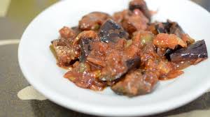 La peperonata è un grande classico dei contorni all'italiana: Volete Preparare La Caponata Siciliana Originale Ecco Per Voi La Ricetta Definitiva Della Regina Dell Estate Wine Dharma