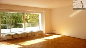 Zuhause am grünen essener stadtwald in unserem haus im essener süden leben sie selbstständig und ungestört in der eigenen wohnung oder dem eigenen appartement unmittelbar am schönen stadtwald. 3 Zimmer Wohnung Zu Vermieten Schellstr 52 45134 Essen Stadtwald Mapio Net