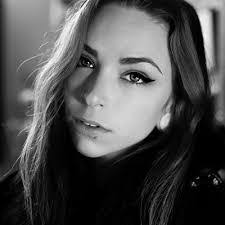 Emily Sauro's Instagram, Twitter & Facebook