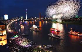 For A Magical New Year S Eve Celebrate The Special Ocassion At Breidenbacher Hof A Capella Hotel Dusseldorf Ger Breathtaking Places Dusseldorf Rhine River