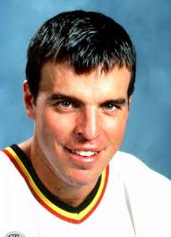 Player photos for the 1983-84 Canadian National Team at hockeydb.com