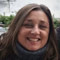 Dee Cleary's Instagram, Twitter & Facebook