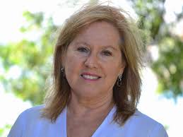 Dra. Nancy Vieira recuerda los inicios de la Escuela de Odontología UACh