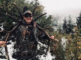 It has a herd size of 90,000, and hunters see an overall success rate of 28%. Wy Over The Counter Elk Hunting Ehuntr