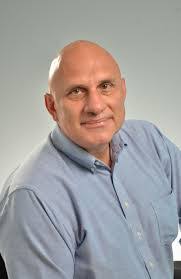 Larry Meeker's Instagram, Twitter & Facebook