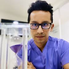 Dr. John Alexander Segovia Rodriguez opiniones