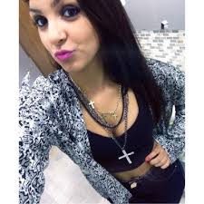 Fernanda Bastos (@BastoosFernanda)