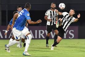 Universidad catolica won 20 direct matches.cobresal won 5 matches.7 matches ended in a draw.on average in direct matches both teams scored a 2.81 goals per match. Universidad Catolica De Quito Se Despide De La Copa Libertadores Futbol Deportes El Universo