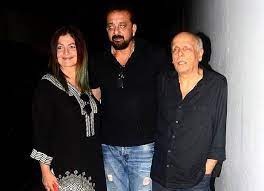 Sanjay Dutts Illness Shatters The Bhatts Bollywood Celebrity News Bollywood News In Hindi Bollywood News