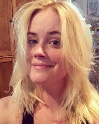 Back to blonde: ✔️ Back of nasal cavity swabbed: ✔️ Back to Baker's desk  tomorrow: ✔️