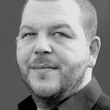 Stream Robert Truscott music