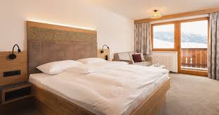 Serfaus has 67 lifts within its 460 hectares of terrain that is suitable. Apartment Und Hotel Garni Serfaus Apart Pension Moos Serfaus