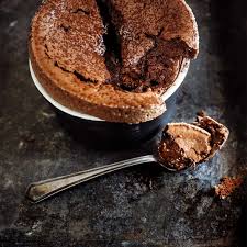 Souffles Au Chocolat Ricardo Recipe Desserts Food Almond Recipes