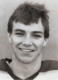 Player photos for the 1988-89 U. of Michigan at hockeydb.com