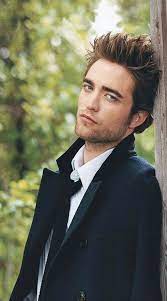 Robert Pattinson As You Ve Never Seen Before In Good Time Robert Pattinson Robert Pattinson Twilight Robert Pattinson Movies