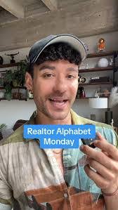 Isaac Bradshaw's Instagram, Twitter & Facebook