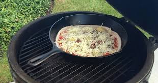 Big Green Egg Cast Iron Skillet Pizza Big Green Egg Recipes Green Egg Recipes Big Green Egg Bbq