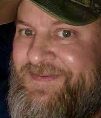 Chris Truslow's Instagram, Twitter & Facebook