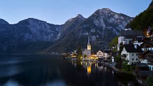 Slightly smaller than maine, it occupies austria is a federal state comprised of 9 provinces: Best Time To Visit Austria In 2021 Avoid Crowds