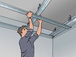 Placer Et Isoler Un Faux Plafond Plafond Livios Bricolage In 2019 Faux Plafond Plafond Gros Oeuvre