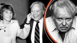 Carroll O'Connor goes back to school for his GED