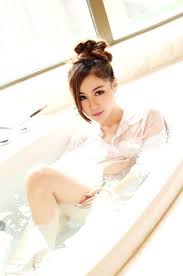 Shi chen is a leadership & success coach for christian women in business. Hou Shi Chen Photos Hou Shi Chen Picture Gallery Famousfix
