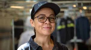 Cicero Names New Queen Cicero Nombra Nueva Reina