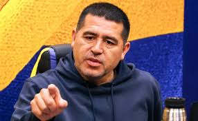 Riquelme fue a ver a la Reserva y su imagen deja a entrever la decisión que  tomará